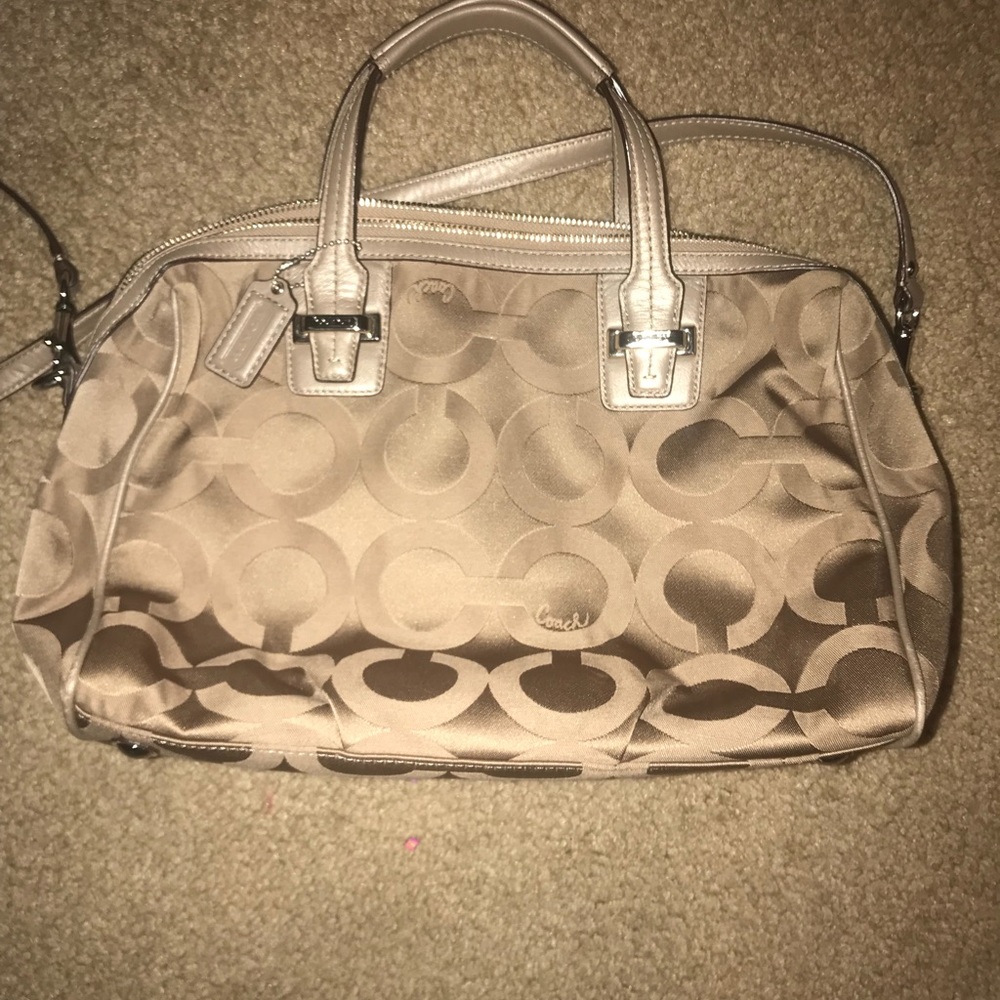 Gently used coach purse with strap